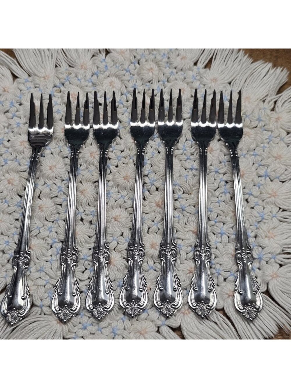 Lot of 7 Salem VICTORIA Cocktail Seafood Fork  Stainless Steel Flatware Set